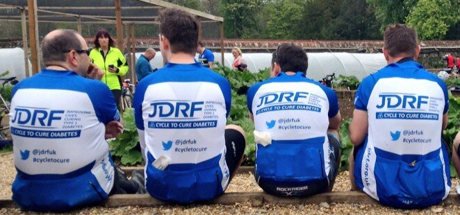 jdrf cyclists at bbq